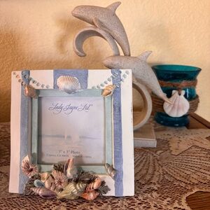 Lady Jayne Ltd. Coastal Seashell Frame - Blue and White